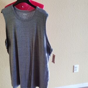 Light weight sweater vest